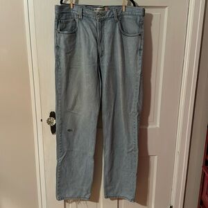 Levi's 550 Relaxed Fit Straight Leg Light Wash Men's Denim Jeans 36/34